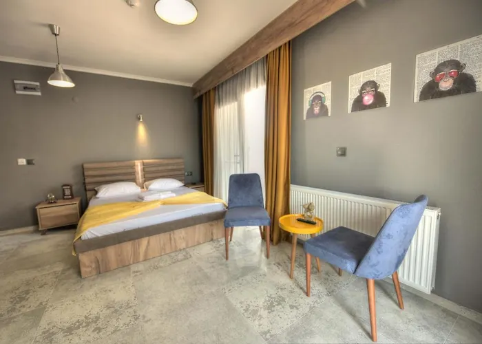 Kulup Laka 1969 Hotel 3*